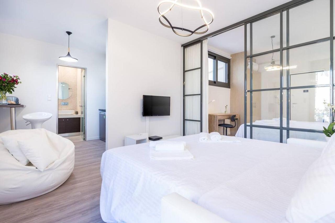 Emily In Athens - Central Chic Flat With Terrace Syntagma E1 Exterior foto