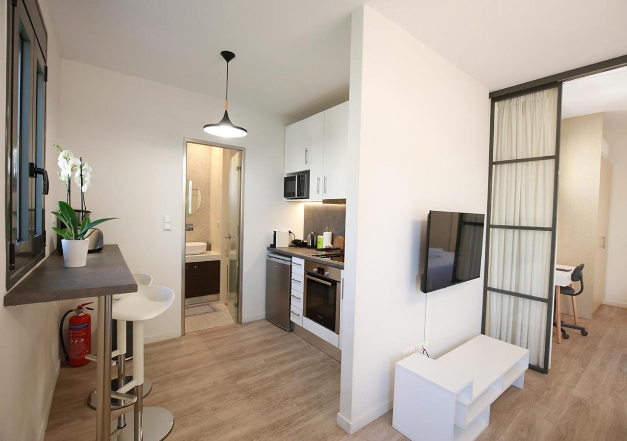 Emily In Athens - Central Chic Flat With Terrace Syntagma E1 Exterior foto