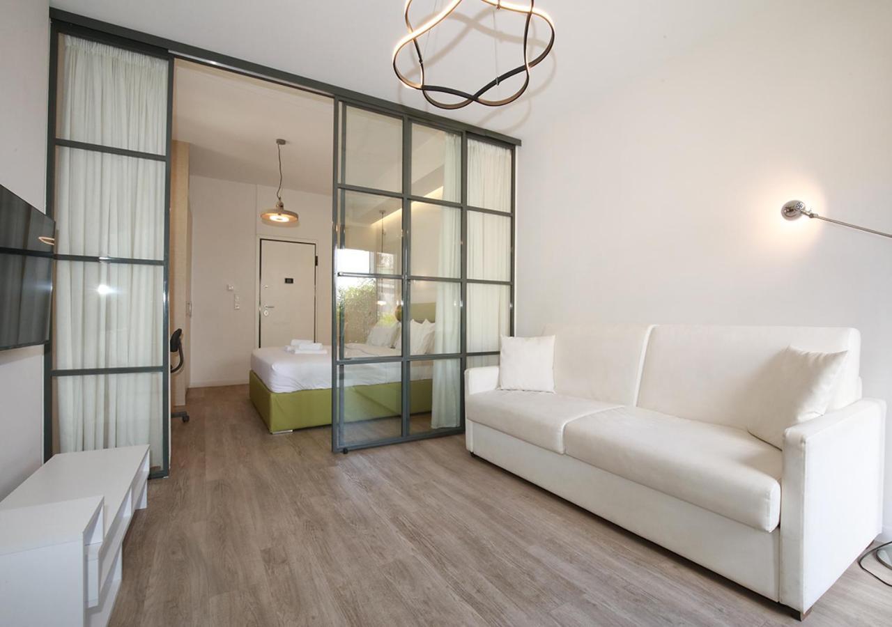 Emily In Athens - Central Chic Flat With Terrace Syntagma E1 Exterior foto